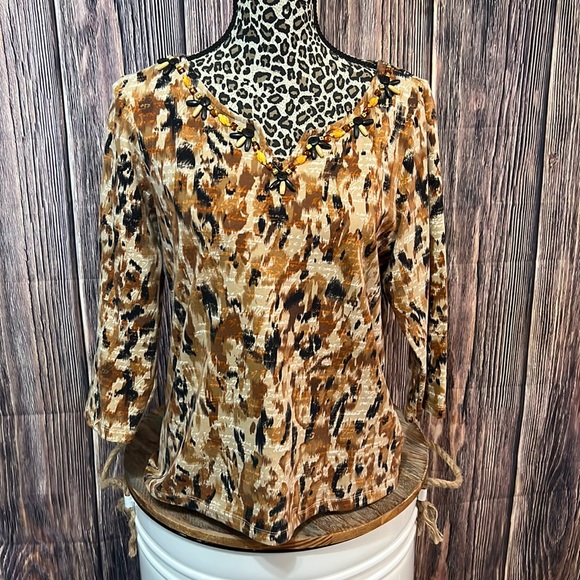 Ruby Rd Shirt- Size Large - Picture 1 of 10